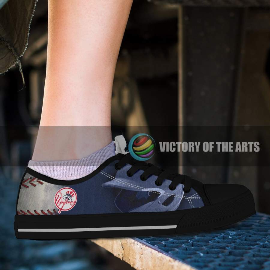 Artistic Pro New York Yankees Low Top Shoes