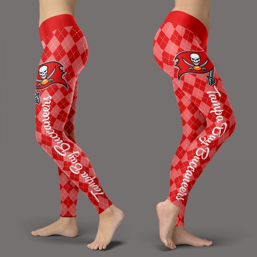 Cosy Seamless Border Wonderful Tampa Bay Buccaneers Leggings