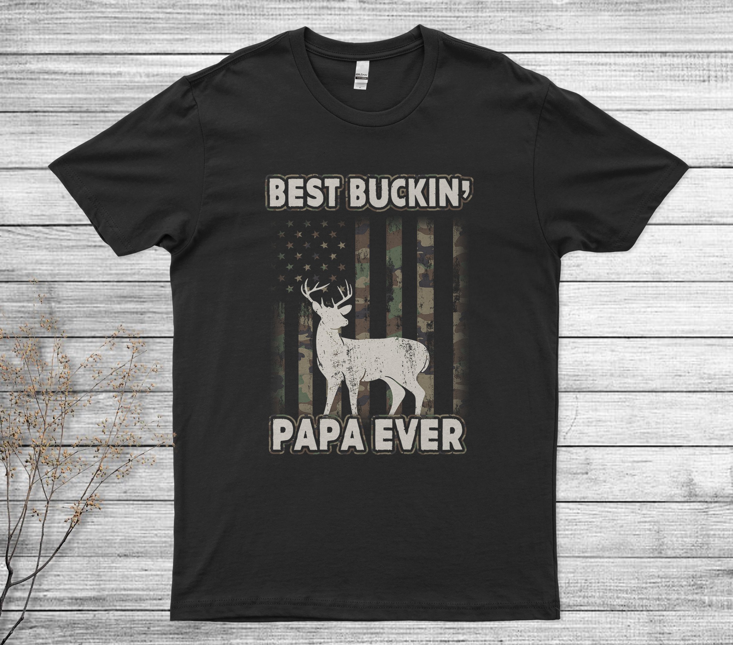 Best Buckin’ Papa Ever, Deer Hunting Bucking Father American Flag Unisex T-Shirt