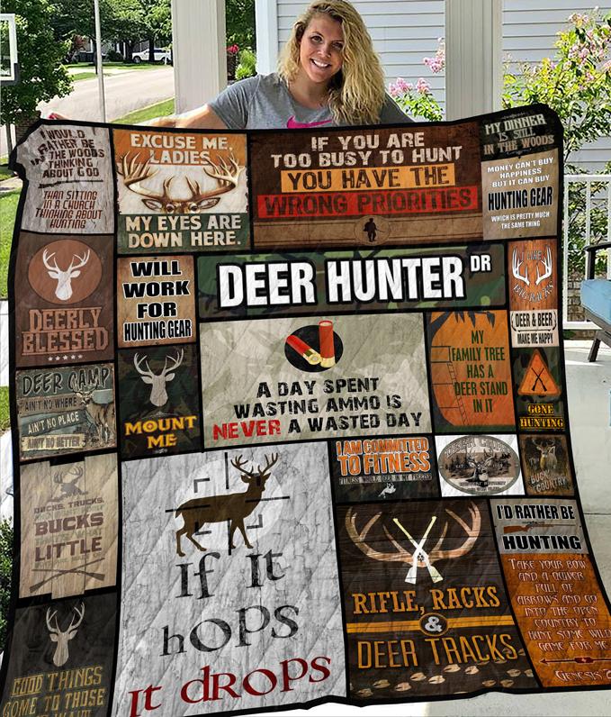 Awesome Deer Hunting Blanket – Perfect Christmas Present for Hunter – Deer Hunter Quilt