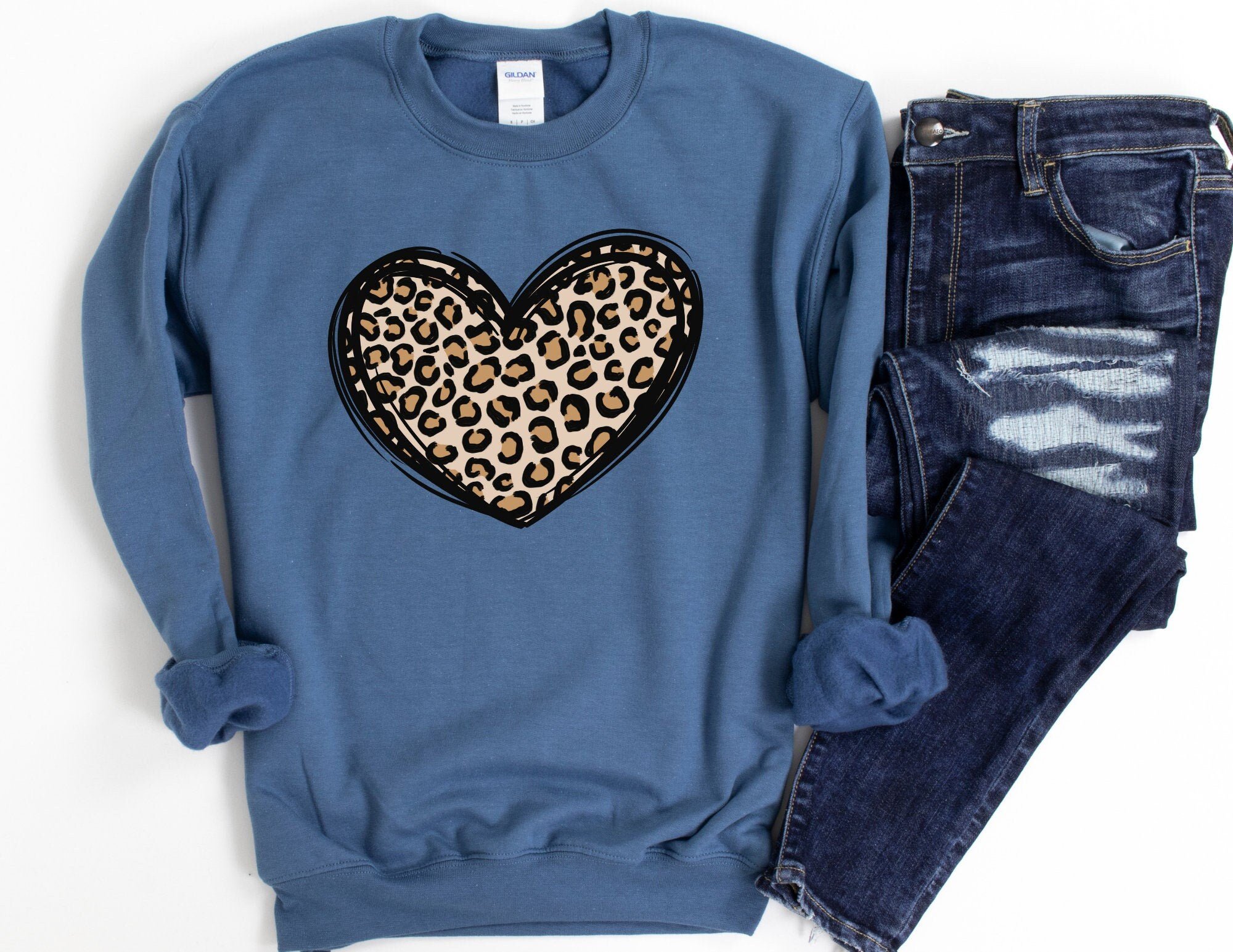 Leopard Heart Sweatshirt, Heart Sweatshirt, Love Sweater, Leopard Sweater, Cute Leopard Sweater, Leopard Gift T-Shirt Hoodie All Color Size S-5Xl