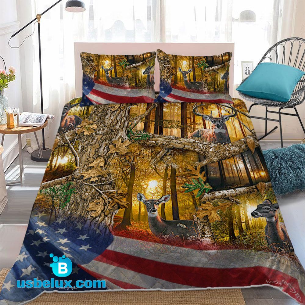 699THHHT – Hunting In America Quilt Bed Set