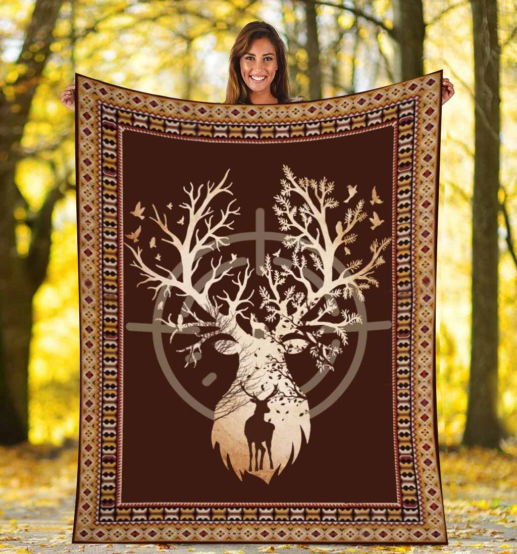 Hunting Deer – Fleece Blanket, Gift For You, Gift For Her, Gift For Him, Sherpa Blanket