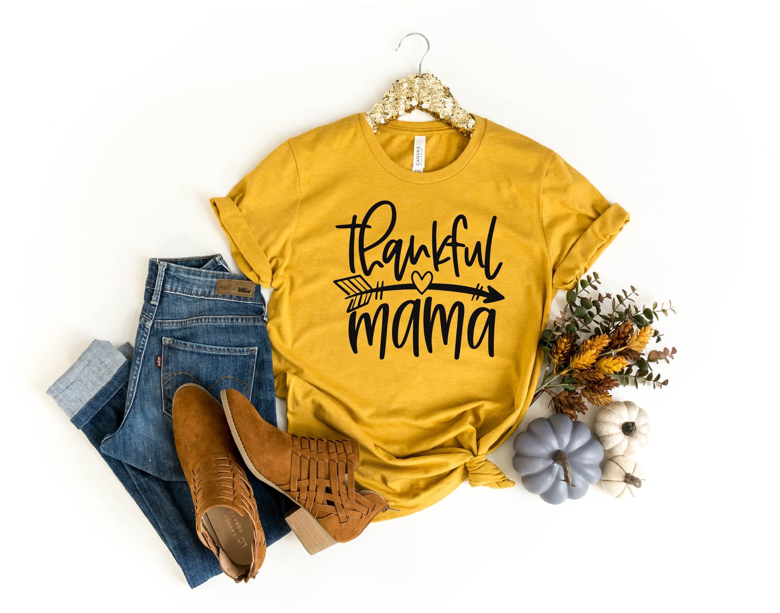 Thankful Mama, Thanksgiving T-Shirt, Fall Shirt, Mama Shirt, Gift For Religion, Thankful Shirt, Grateful Tee, Gift For Mama, Christian Shirt