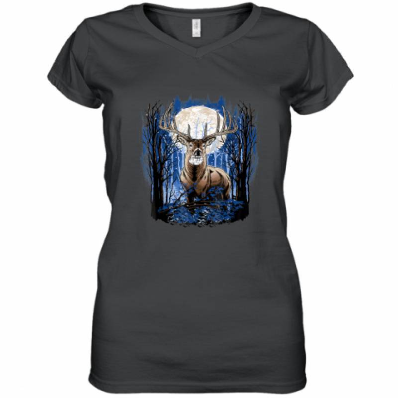 Deer Hunting Tee for Hunters Big Whitetail Buck shirt Women's V-Neck T-Shirt