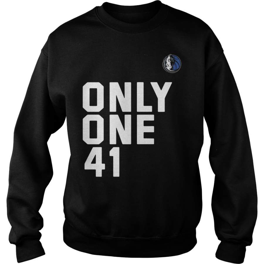 Dallas Mavericks Dirk 41.21.1 Only One 41 Sweatshirt