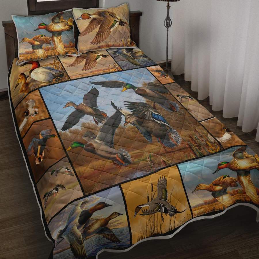 Hunting Duck Quilt Bed Set