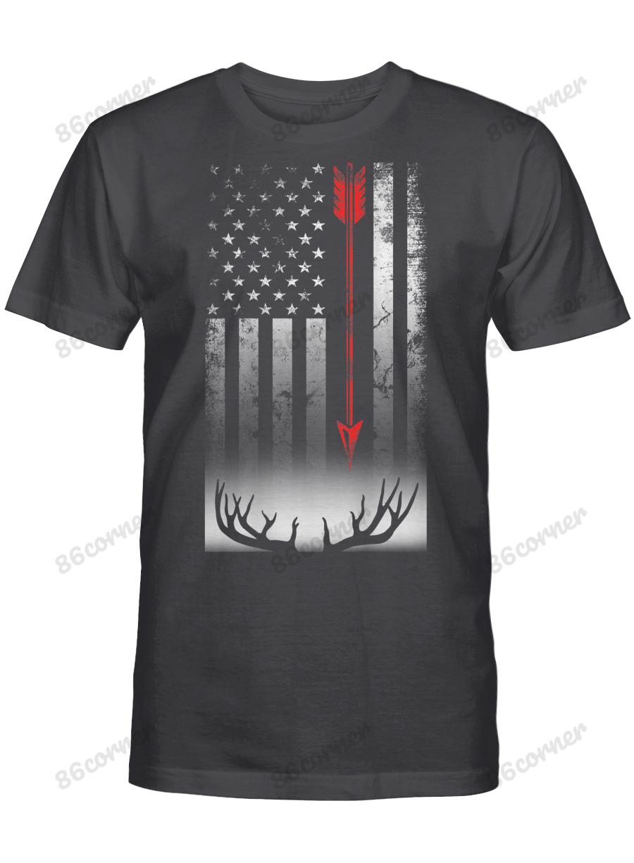 Bow deer hunting American flag Bow Hunting Lover Gift T-Shirt