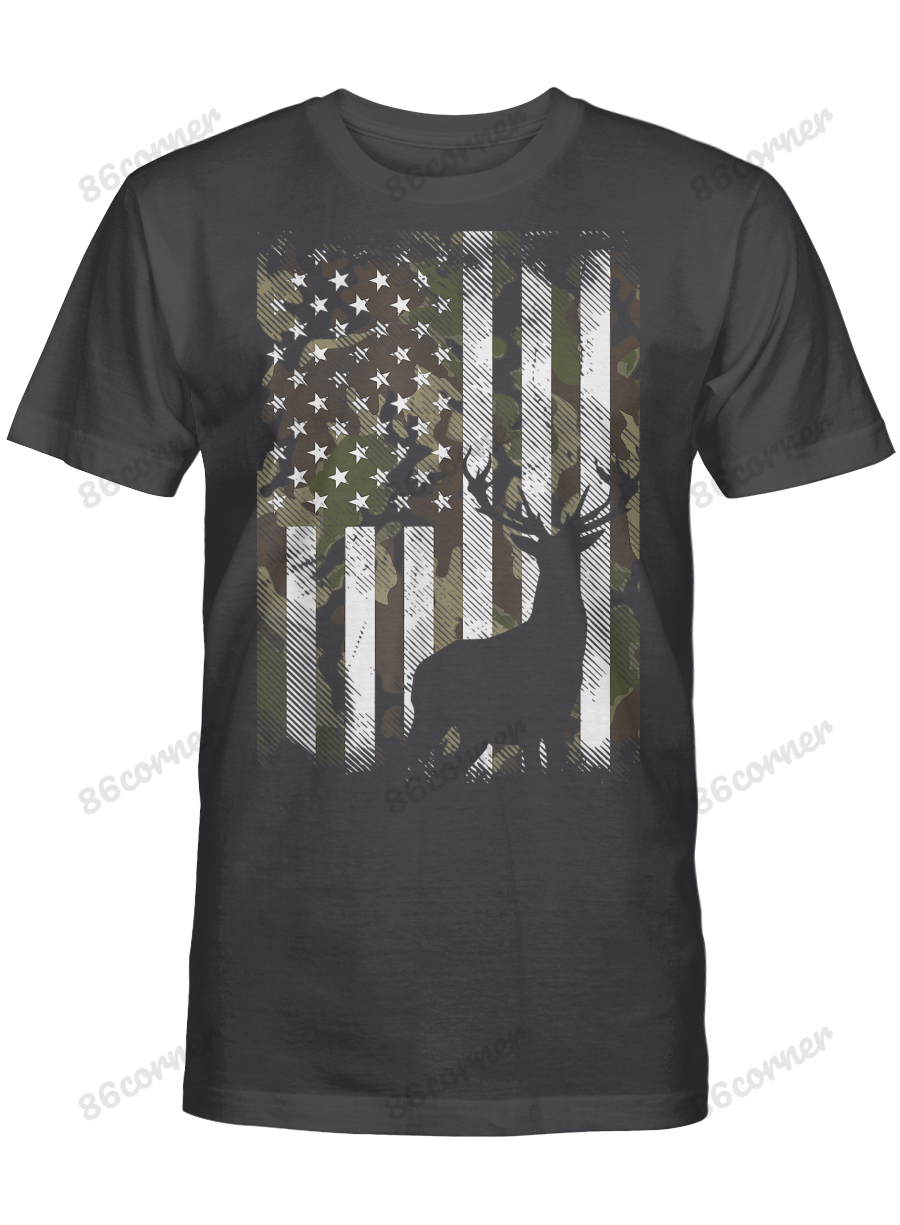 Camo American Flag Deer Elk Buck Hunting USA Hunter Gift T-Shirt