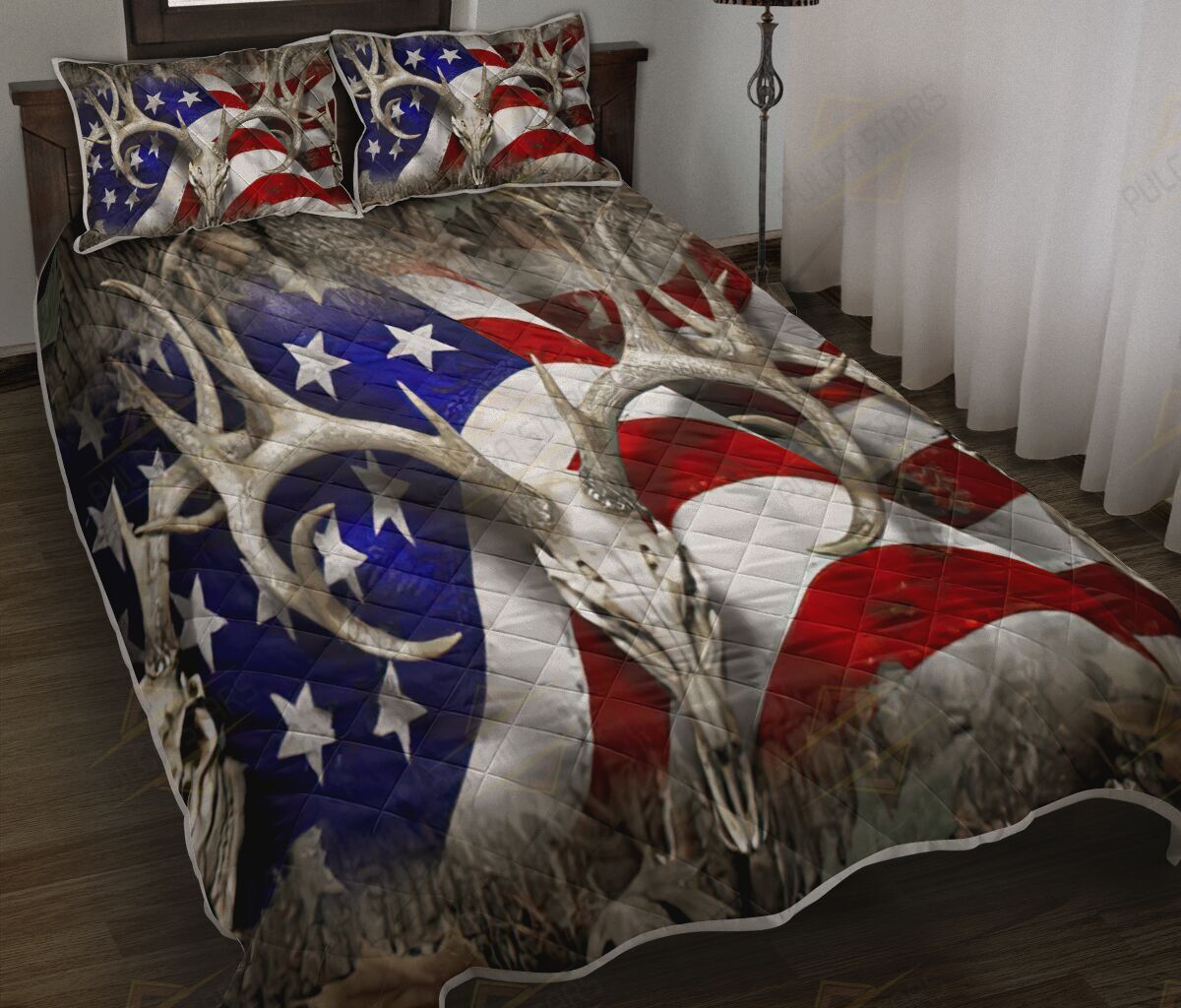 HUNTING AMERICAN FLAG QUILT BED SET