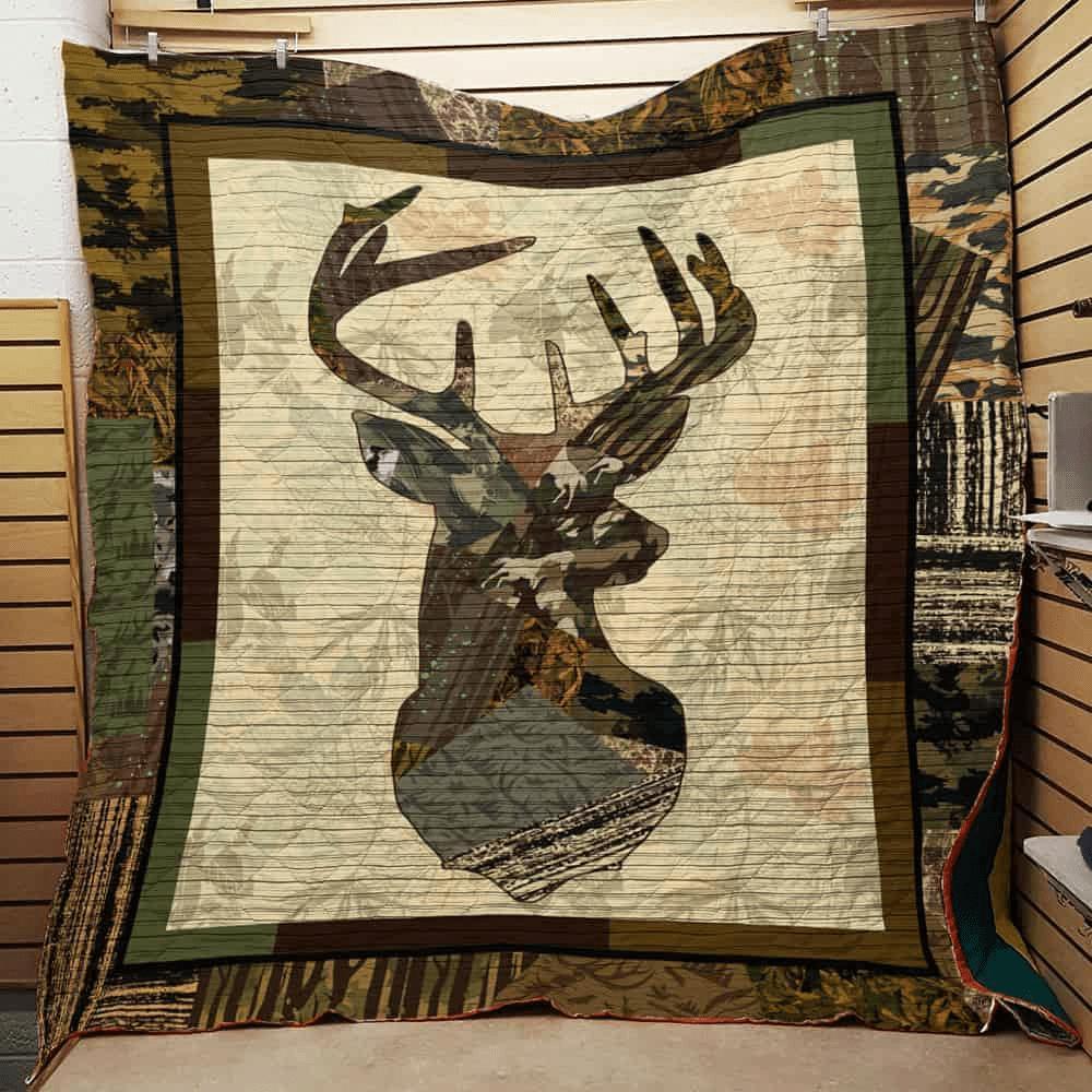 Hunting Deer Hunt Fleece Blanket