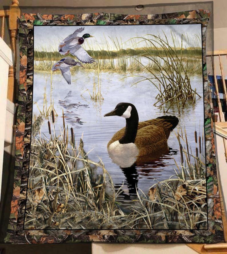 Duck Hunting Waterfowl Camouflage Fleece Blanket