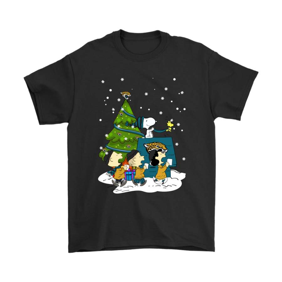 Jacksonville Jaguars Are Coming To Town Snoopy Christmas Shirts