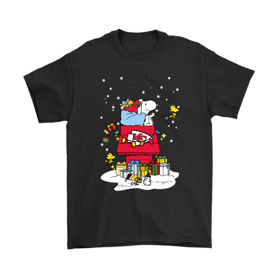 Kansas City Chiefs Santa Snoopy Brings Christmas To Town Shirts