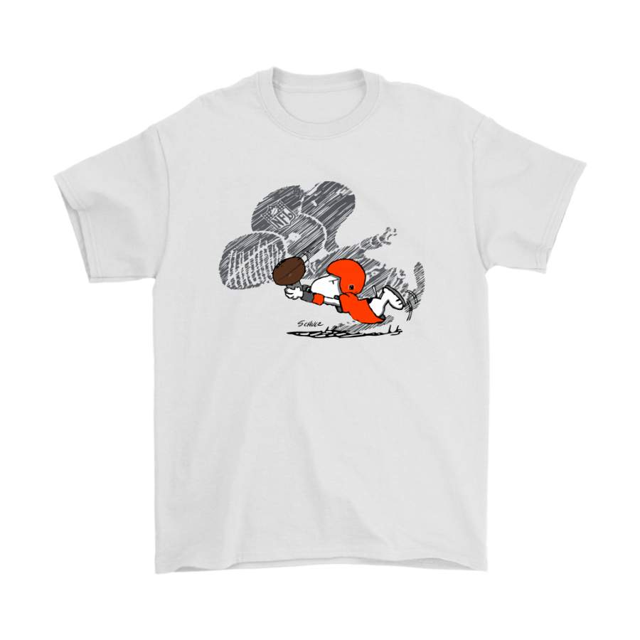 Cleveland Browns Snoopy Plays The Football Game Shirts