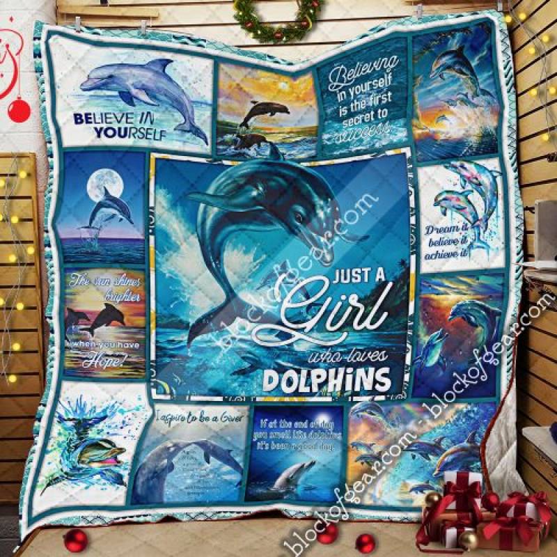 Just A Girl Who Loves Dolphins Quilt LHA449 Block Of Gear?