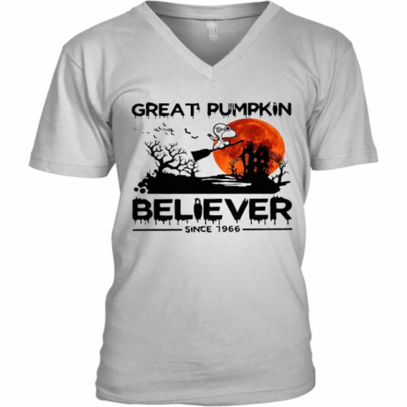 Halloween Snoopy Great Pumpkin Believer Since 1966 Sunset V-Neck T-Shirt