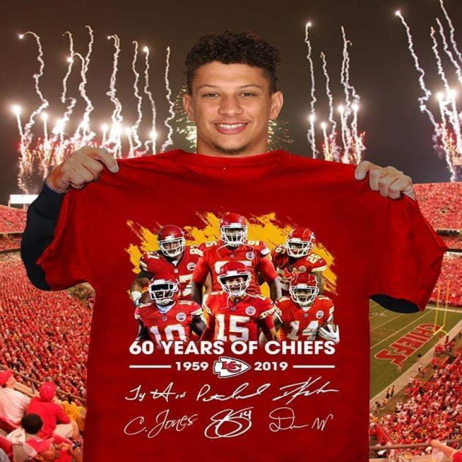 60 Years of Kansas City Chiefs Signed T Shirt Best Tee 2020