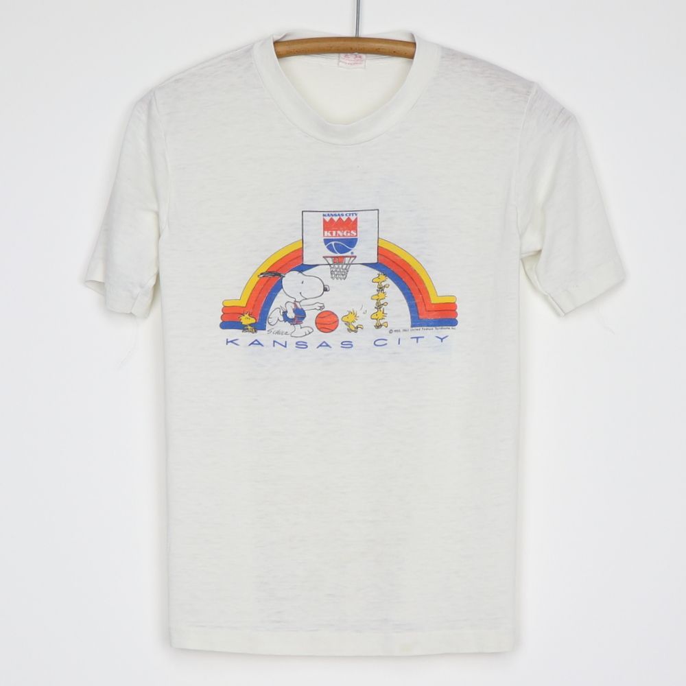 1980s Kansas City Kings Snoopy shirt