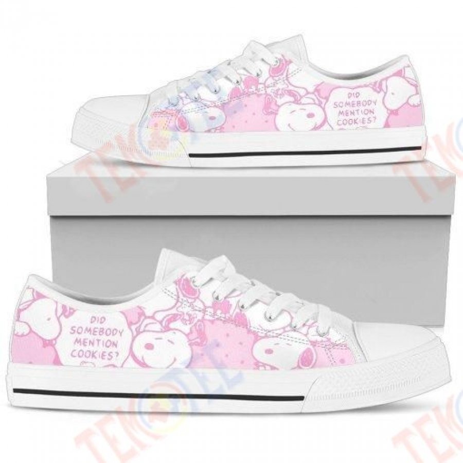 Mens Womens Pink Snoopy Low Top Shoes Custom Print Footwear Converse Sneakers TMT834